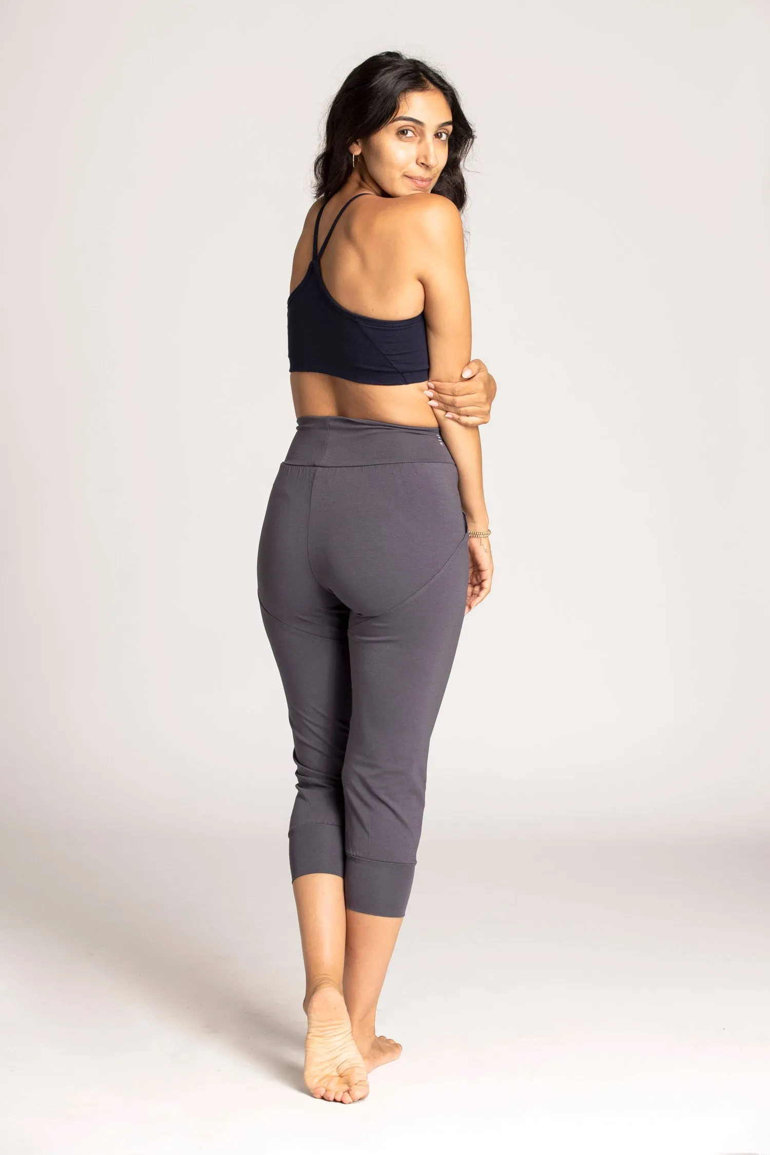 I'mPerfect Organic Cotton Slouchy Capri Pants 35%off