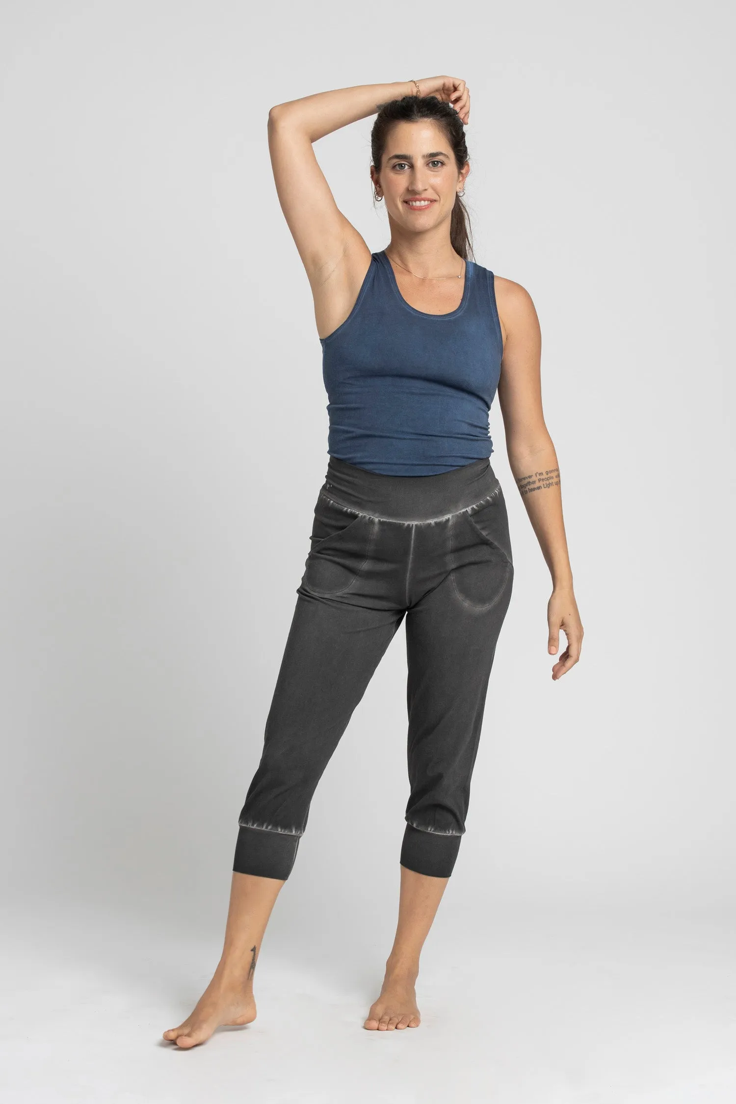 I'mPerfect Stonewash Slouchy Capri Pants 35%off