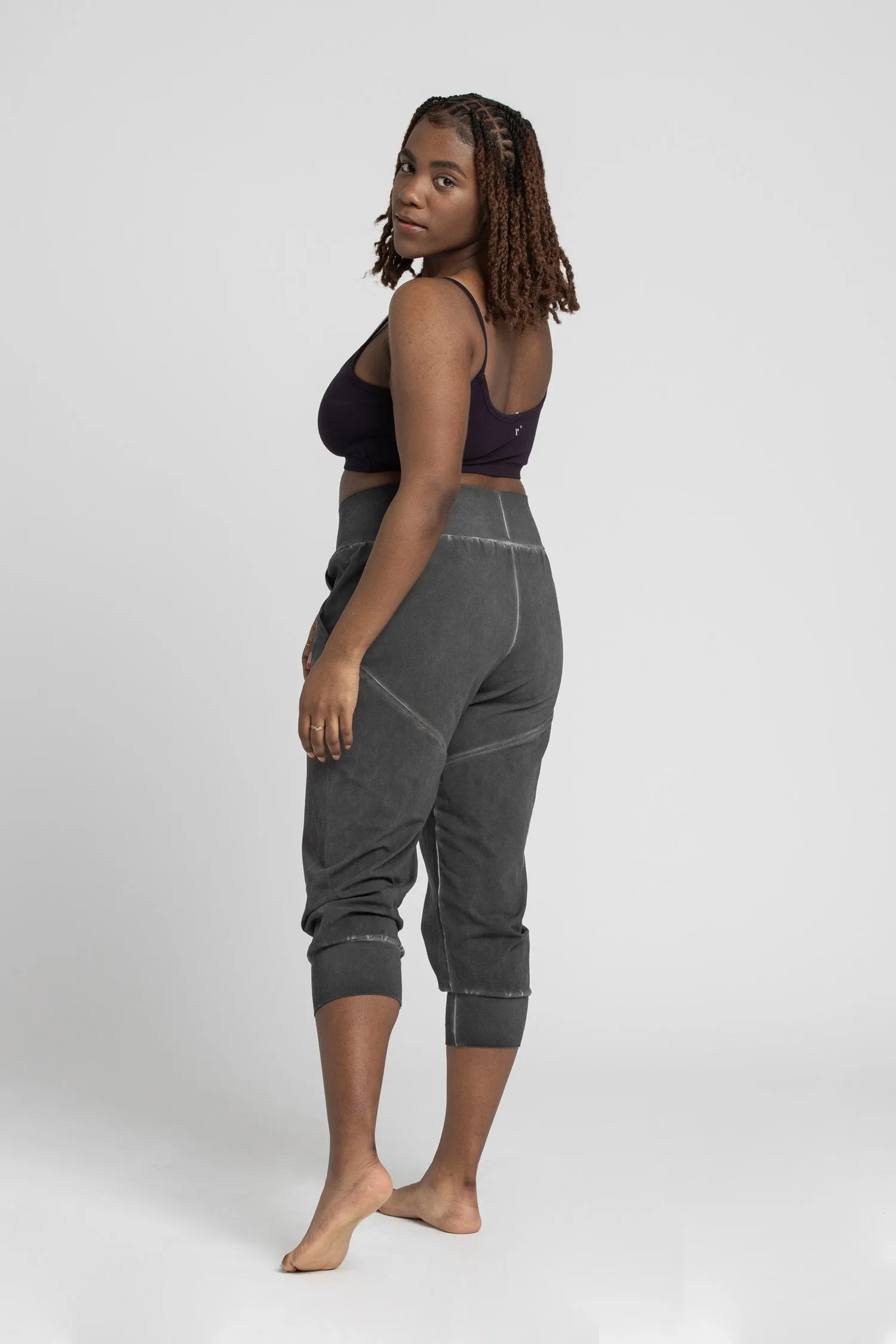 I'mPerfect Stonewash Slouchy Capri Pants 35%off