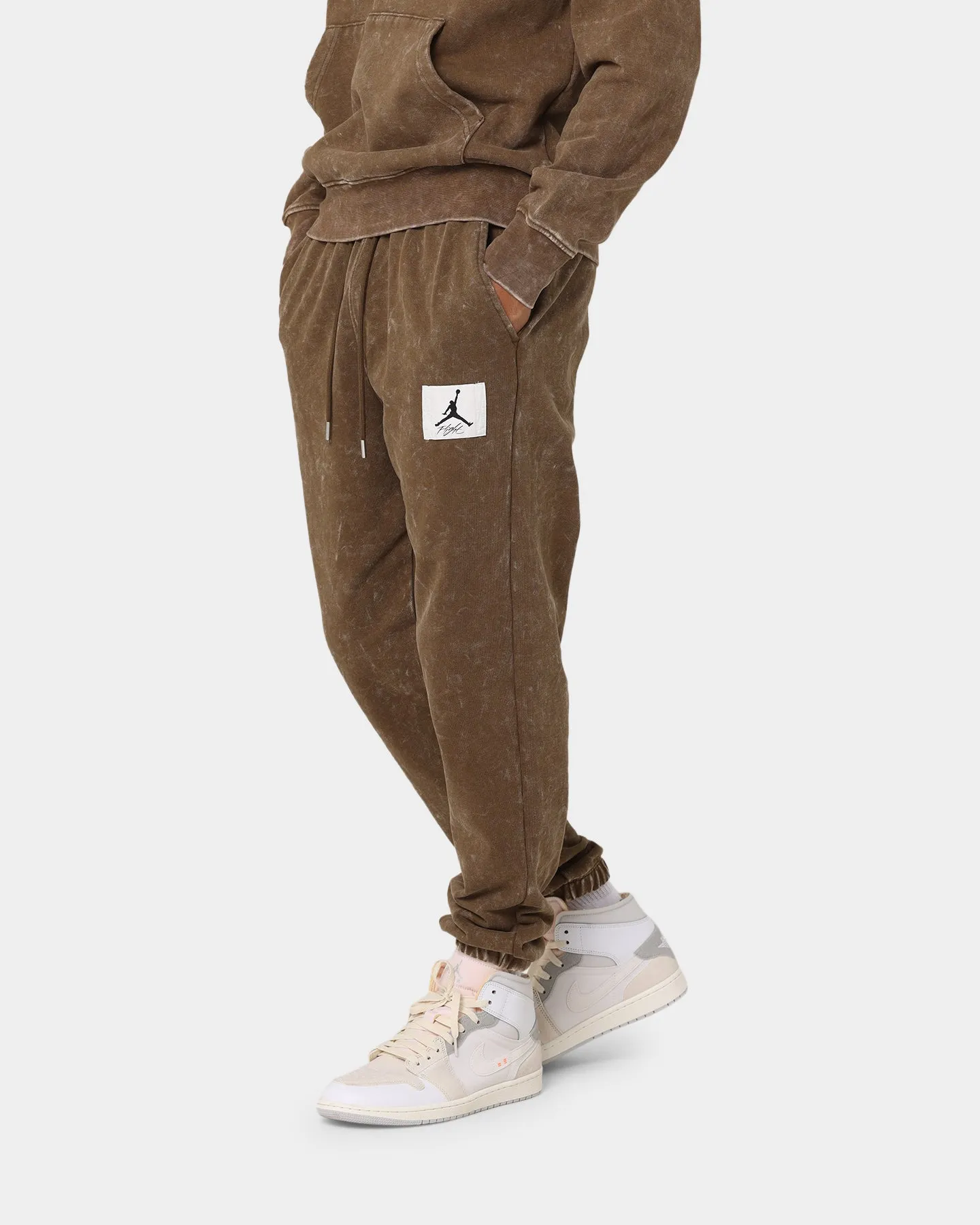 Jordan Essential Statement Washed Fleece Pants Light Olive