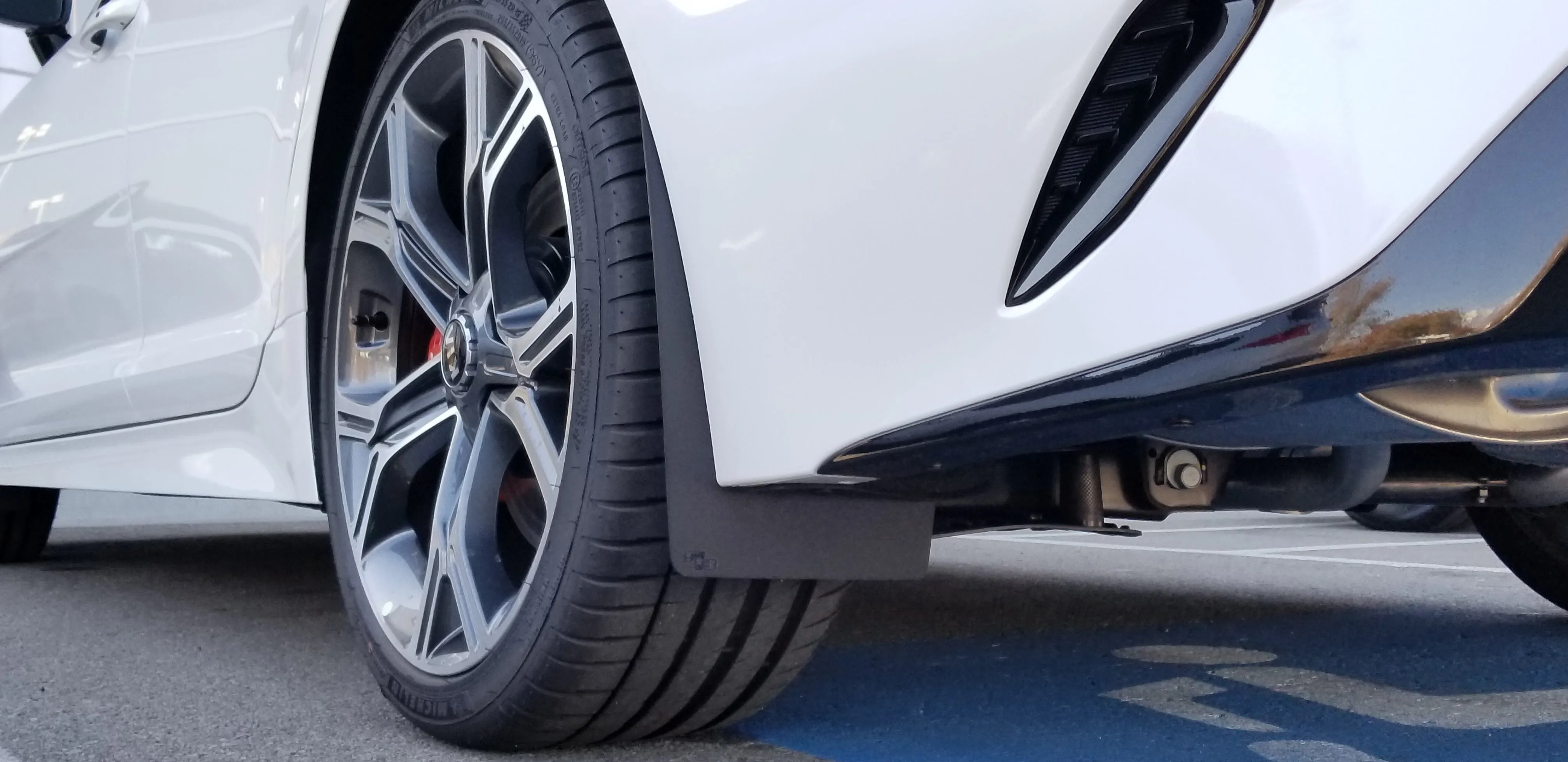 Kia Stinger 2018-2023 Splash Guards & Rally Style Mud Flaps