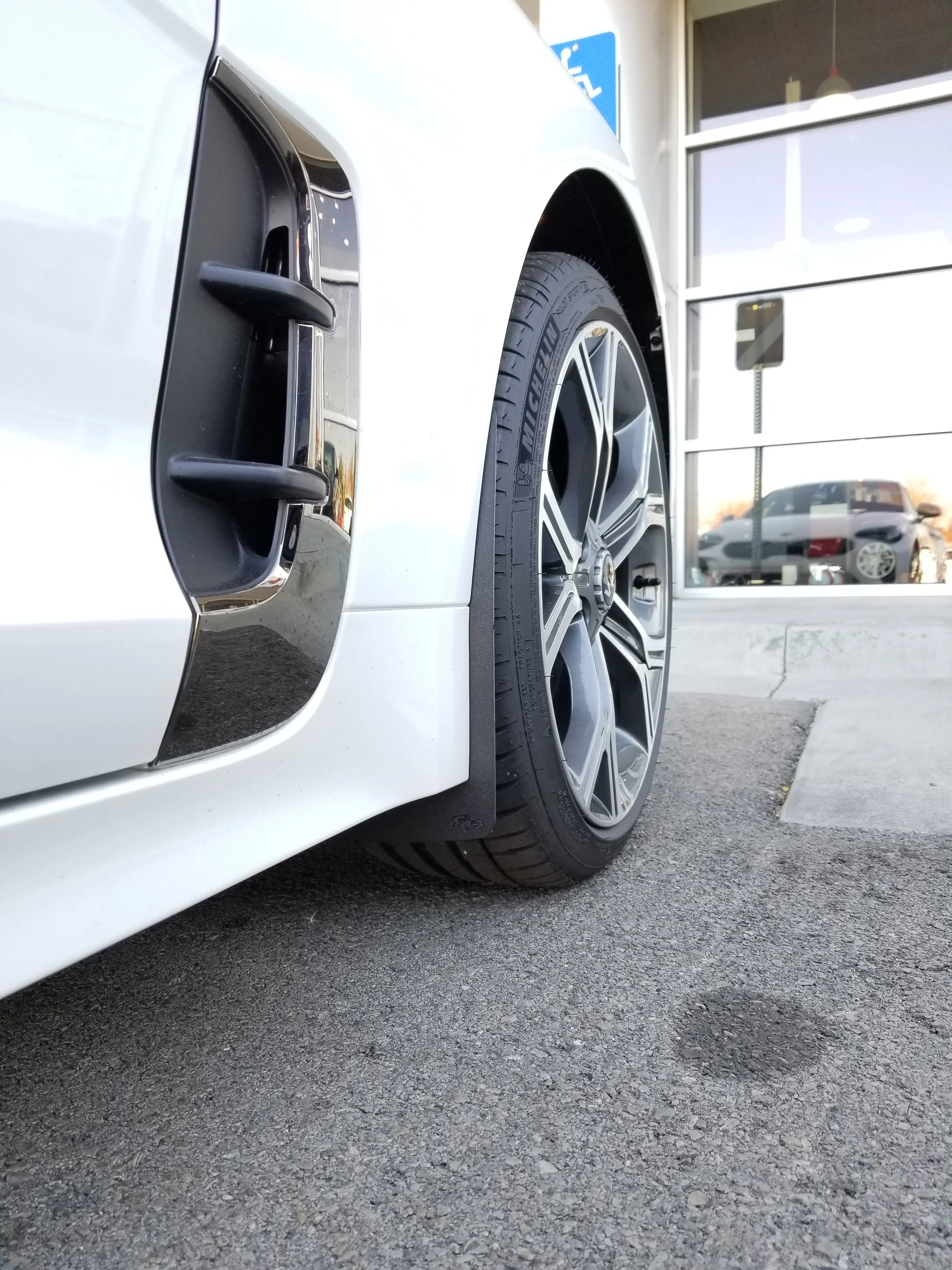 Kia Stinger 2018-2023 Splash Guards & Rally Style Mud Flaps