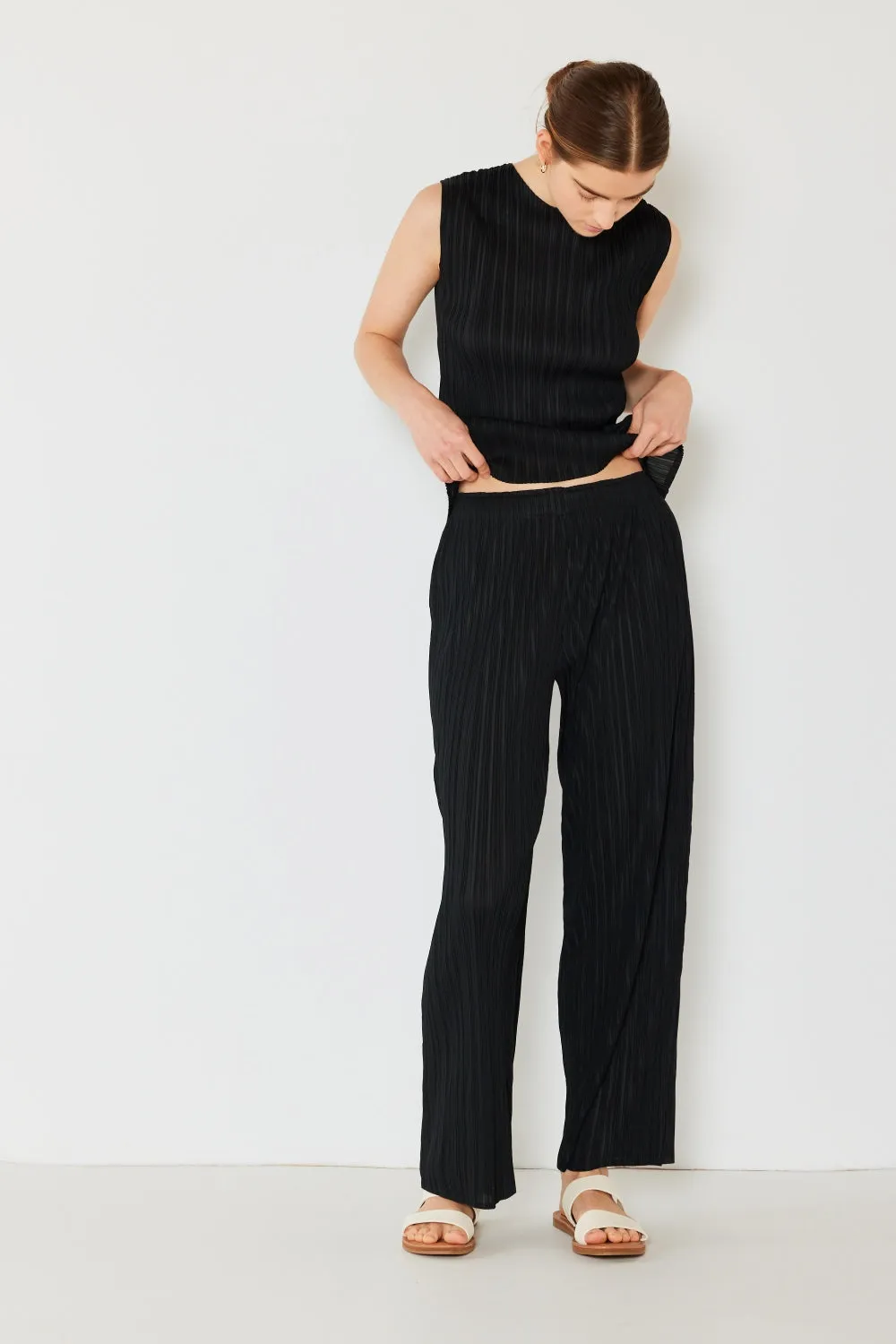 Marina Pleated Elastic-Waist Straight Pants