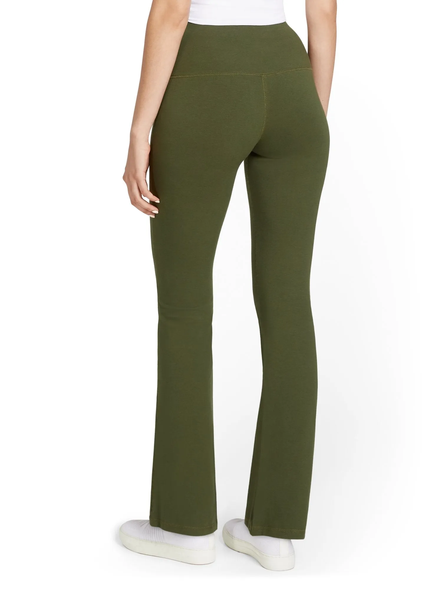 Petite High-Waisted Bootcut Yoga Pant